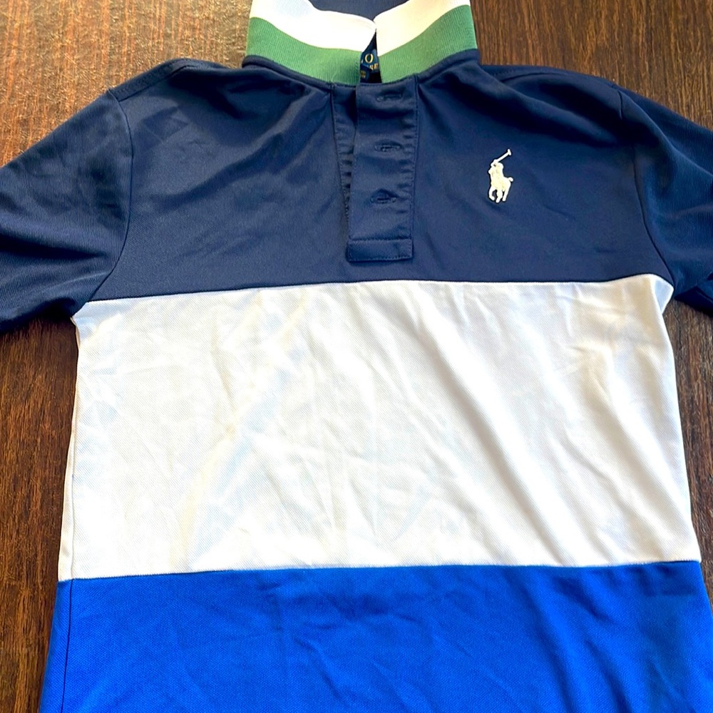 Boys Mesh Polo in Size Small (8)